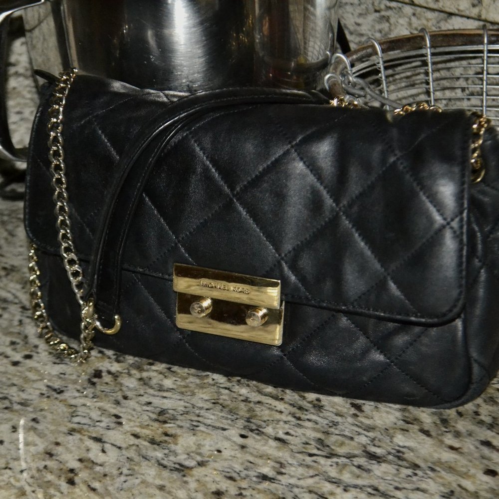 Micheal Kors Shoulder Bag